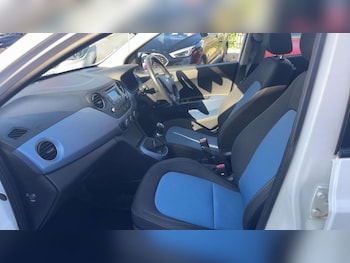 Used Hyundai i10 2014 for sale - 75961714: Photo