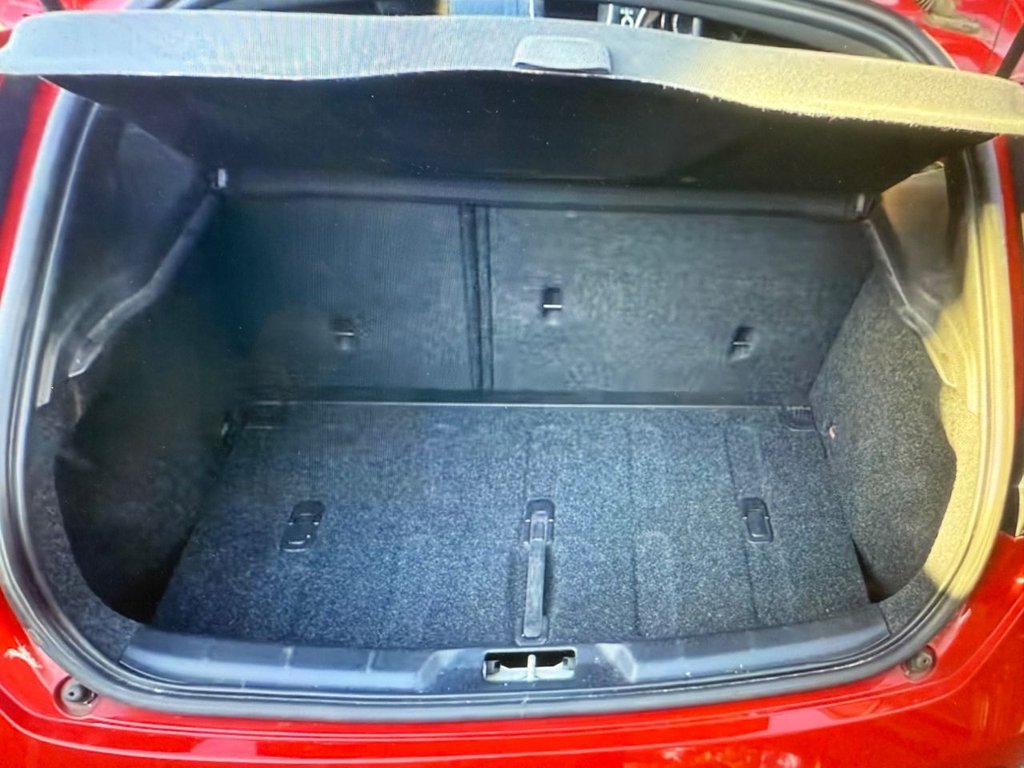 Used Volvo V40 2019 for sale - 76783976: Photo 6