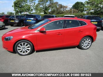 Used Volvo V40 2016 for sale - 79695568: Photo