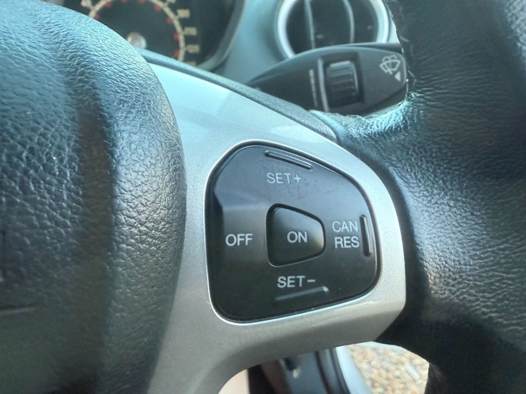 Used Ford Fiesta 2010 for sale - 76784174: Photo 12