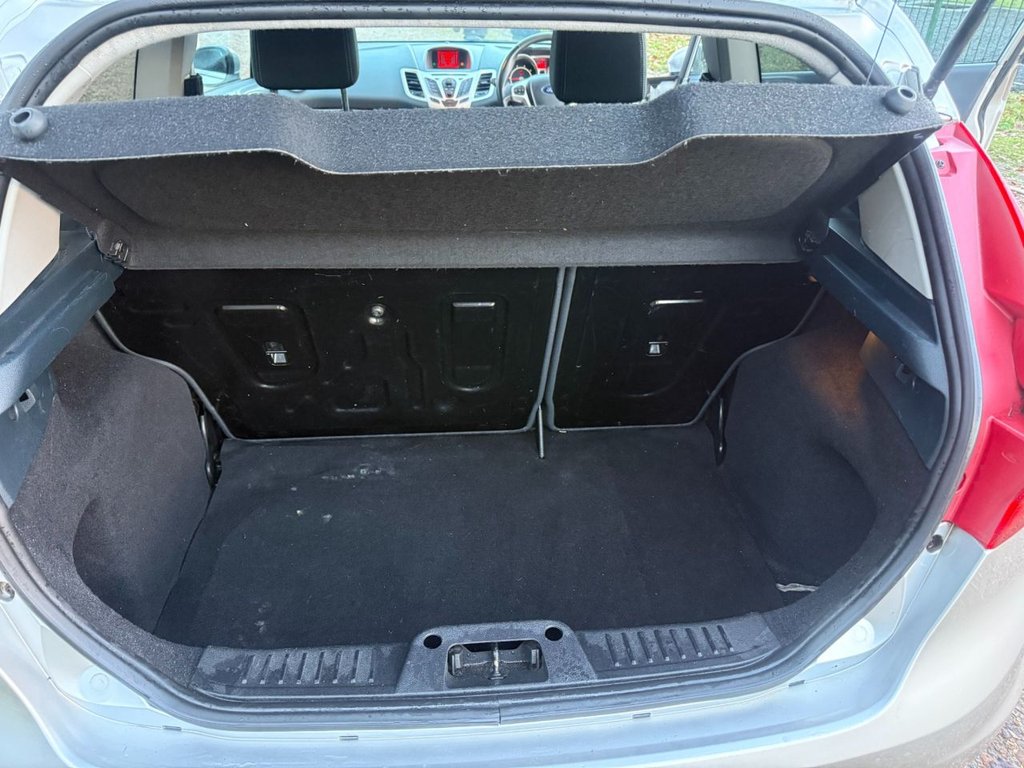 Used Ford Fiesta 2010 for sale - 76784174: Photo 17