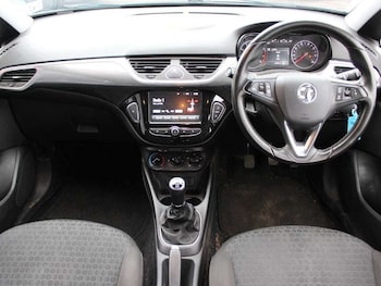 Used Vauxhall Corsa 2017 for sale - 77452348: Photo