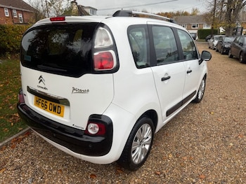 Used Citroen C3 Picasso 2016 for sale - 78901089: Photo