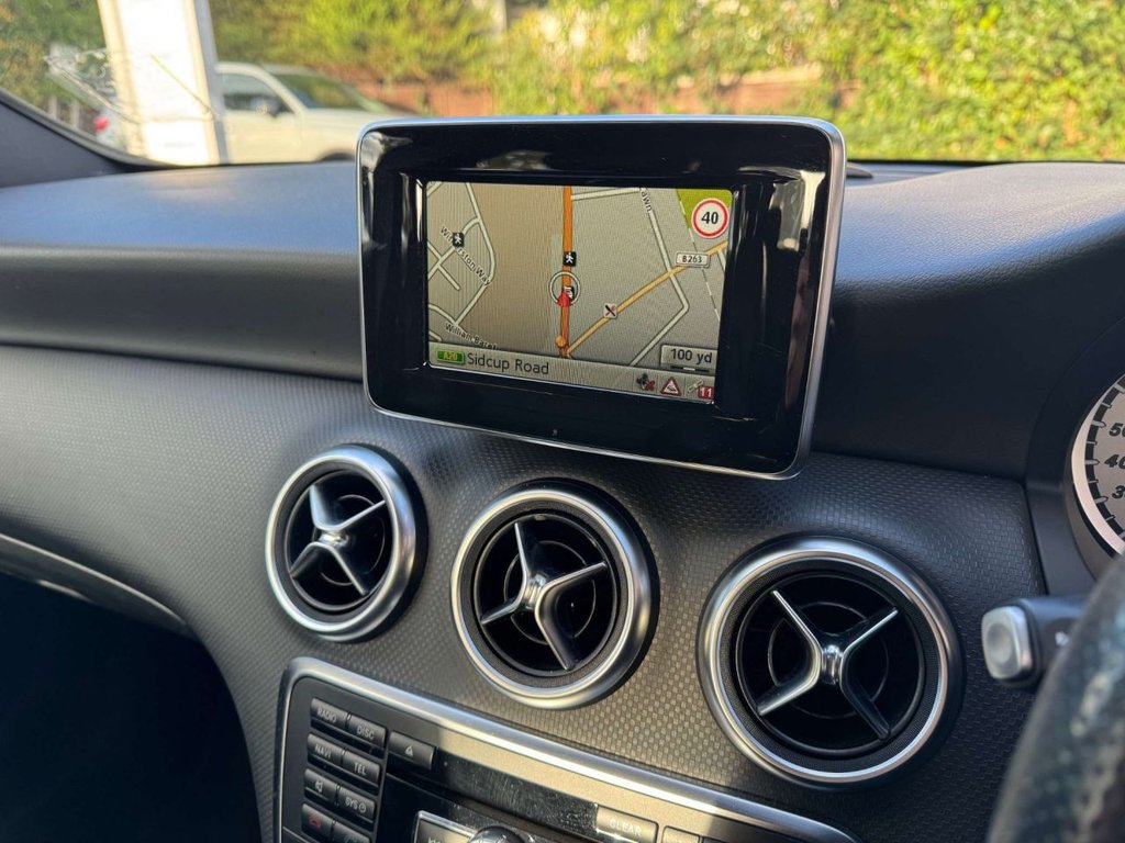 Used Mercedes-Benz A-Class 2015 for sale - 76439116: Photo 8