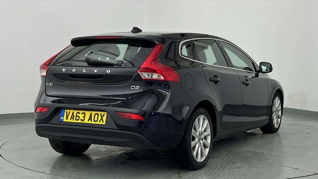 Used Volvo V40 2014 for sale - 77065036: Photo 3
