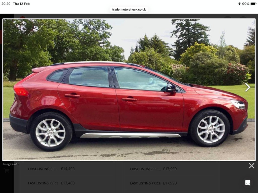 Used Volvo V40 2017 for sale - 77572240: Photo 2