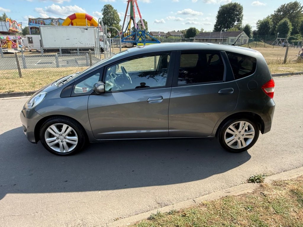 Used Honda Jazz 2011 for sale - 76029592: Photo 7