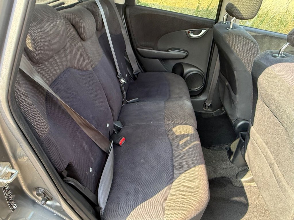 Used Honda Jazz 2011 for sale - 76029592: Photo 9