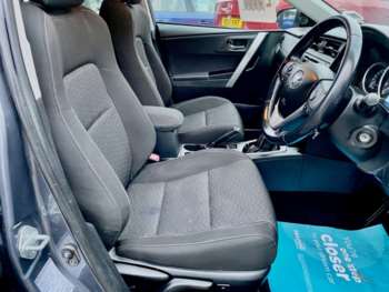 Used Toyota Auris 2015 for sale - 73655351: Photo