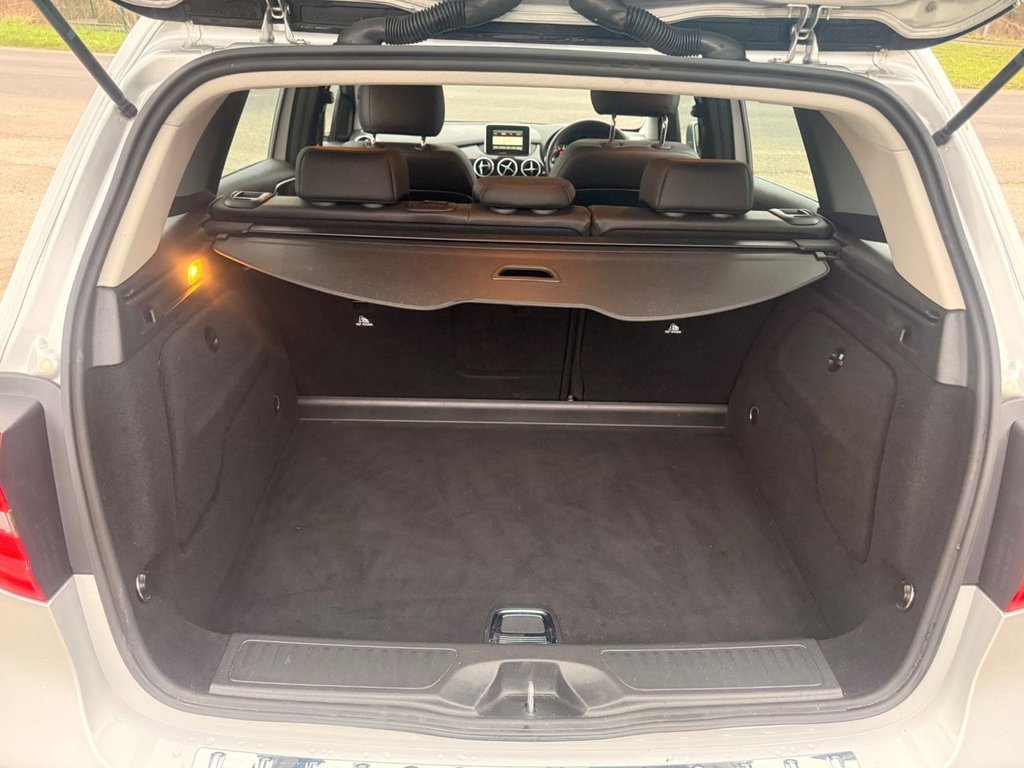 Used Mercedes-Benz B Class 2013 for sale - 77673658: Photo 20