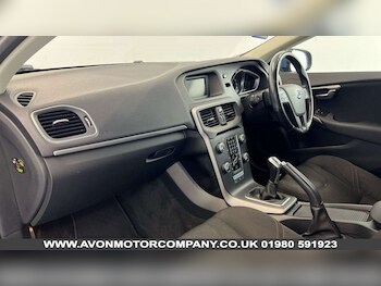 Used Volvo V40 2015 for sale - 77905434: Photo