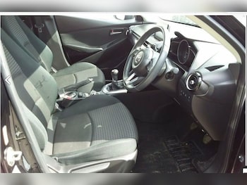 Used Mazda Mazda2 2017 for sale - 78003053: Photo