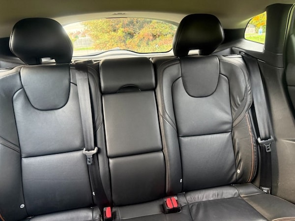 Used Volvo V40 Cross Country 2015 for sale - 76323699: Photo 14