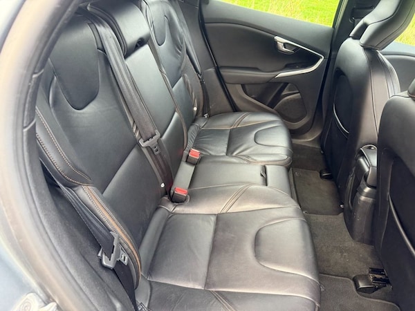 Used Volvo V40 Cross Country 2015 for sale - 76323699: Photo 15