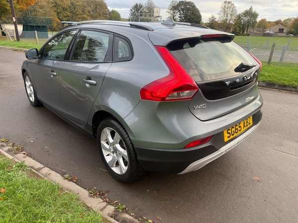 Used Volvo V40 Cross Country 2015 for sale - 76323699: Photo 6