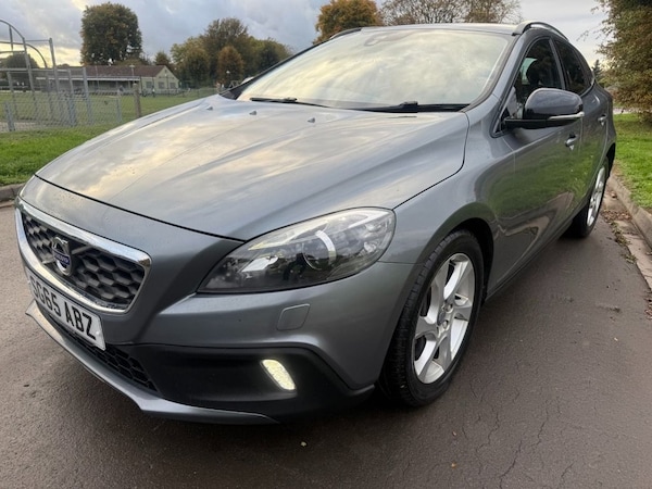 Used Volvo V40 Cross Country 2015 for sale - 76323699: Photo 8