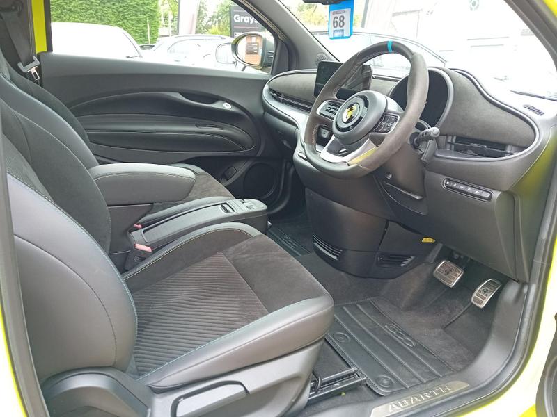 Used Abarth 500 2023 for sale - 76888105: Photo 21