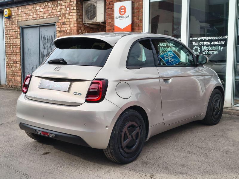 Used Fiat 500e 2025 for sale - 78123449: Photo 12