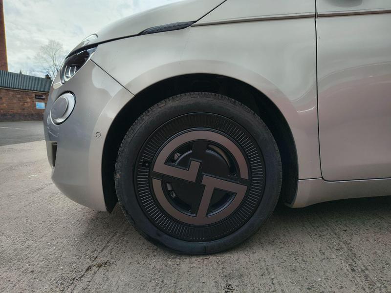 Used Fiat 500e 2025 for sale - 78123449: Photo 13