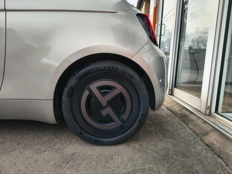 Used Fiat 500e 2025 for sale - 78123449: Photo 14