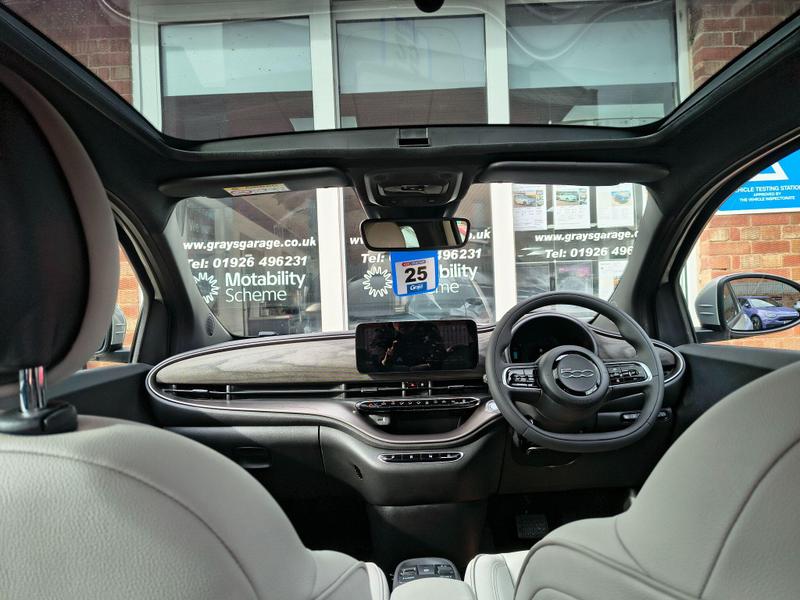 Used Fiat 500e 2025 for sale - 78123449: Photo 23