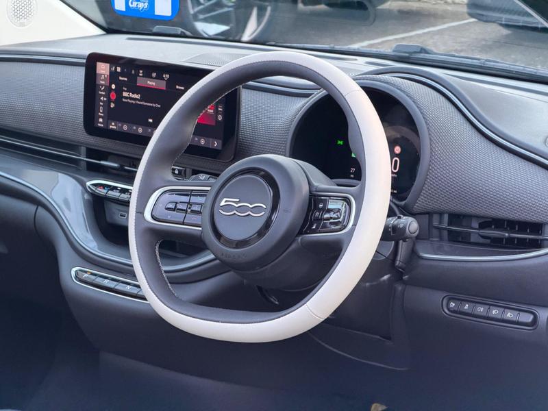 Used Fiat 500 2023 for sale - 77354546: Photo 3