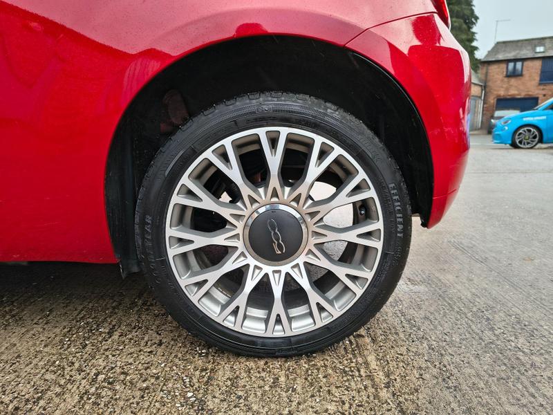 Used Fiat 500 2022 for sale - 76882463: Photo 21