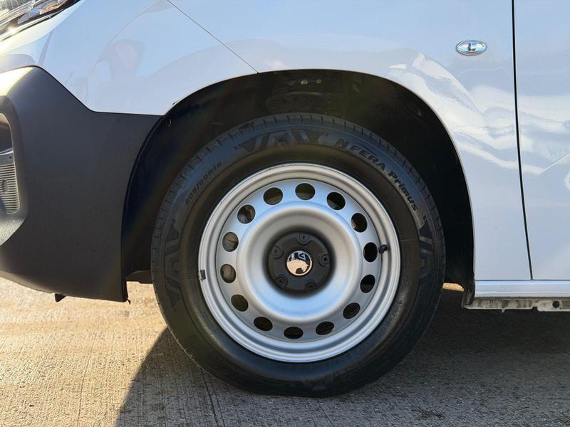 Used Vauxhall Combo 2024 for sale - 77055910: Photo 12