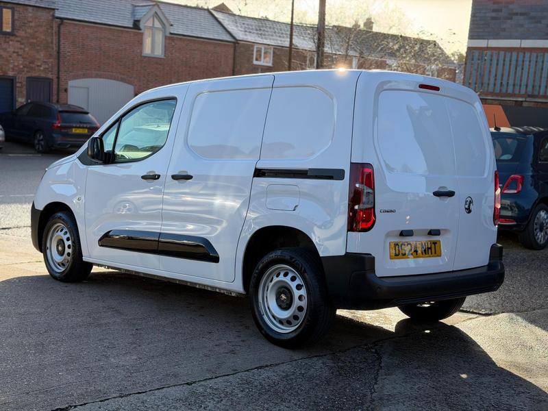 Used Vauxhall Combo 2024 for sale - 77055910: Photo 2