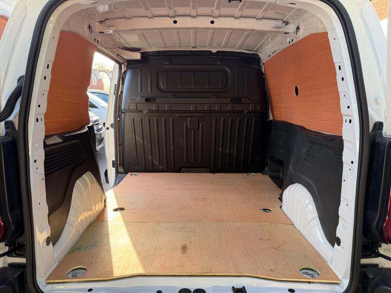 Used Vauxhall Combo 2024 for sale - 77055910: Photo 4