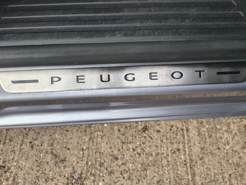 Used Peugeot 2008 2020 for sale - 77641418: Photo 41