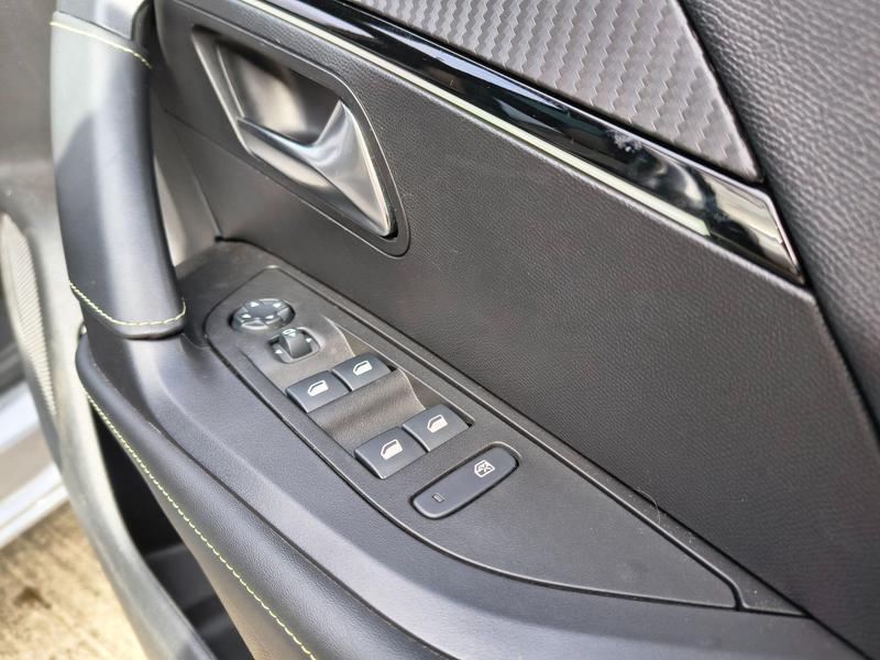 Used Peugeot 2008 2020 for sale - 77641418: Photo 42