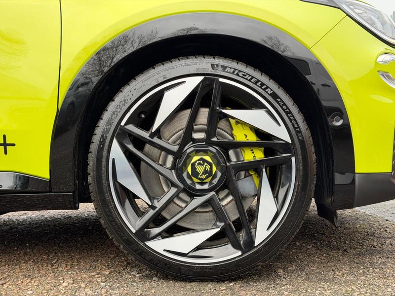 Used Abarth 600e 2025 for sale - 77493531: Photo 18