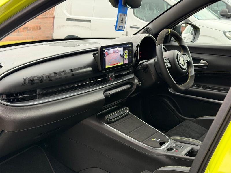 Used Abarth 600e 2025 for sale - 77493531: Photo 27