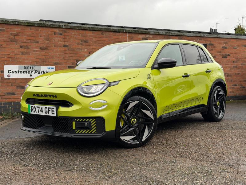 Used Abarth 600e 2025 for sale - 77493531: Photo 6