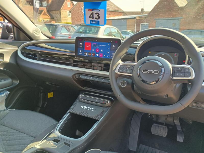 Used Fiat 600 2024 for sale - 76882618: Photo 5