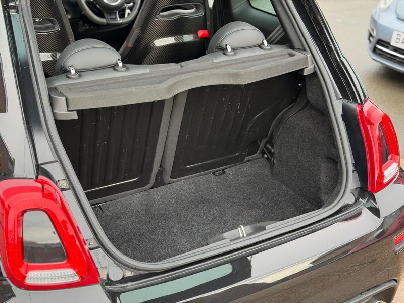 Used Abarth 695 2024 for sale - 76882820: Photo 22