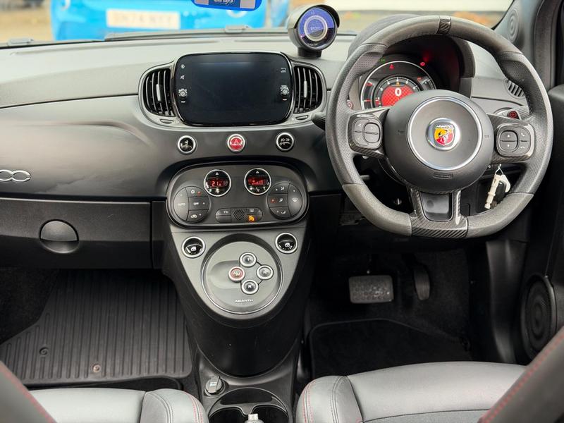 Used Abarth 695 2024 for sale - 76882820: Photo 27