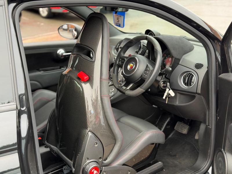 Used Abarth 695 2024 for sale - 76882820: Photo 30