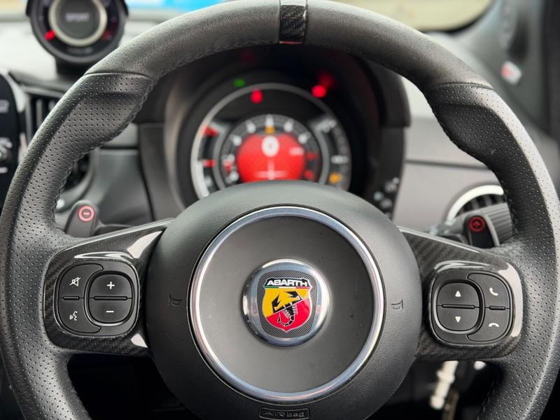 Used Abarth 695 2024 for sale - 76882820: Photo 35
