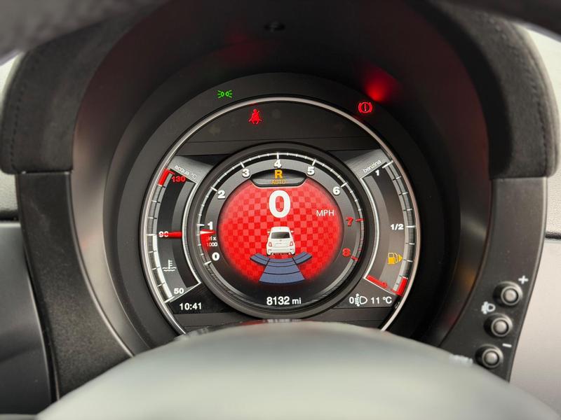 Used Abarth 695 2024 for sale - 76882820: Photo 49