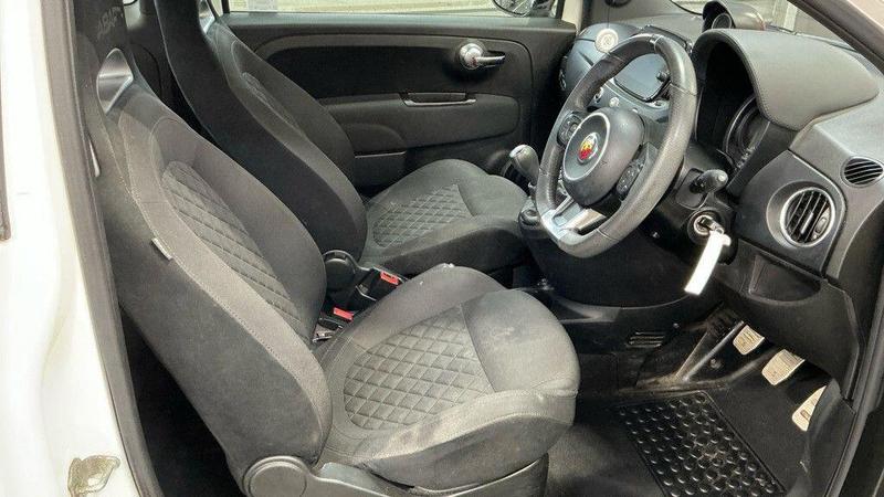 Used Abarth 595 2022 for sale - 77301030: Photo 3