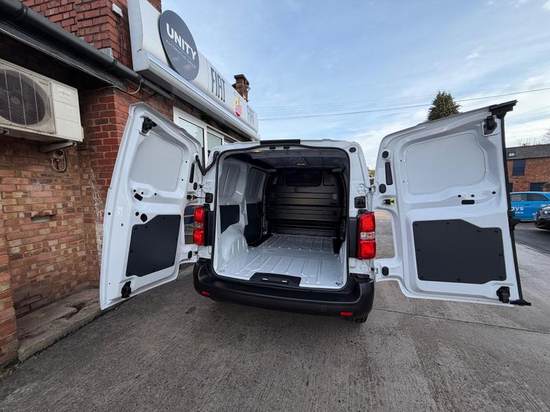 Used Vauxhall Vivaro 2023 for sale - 76888095: Photo 16