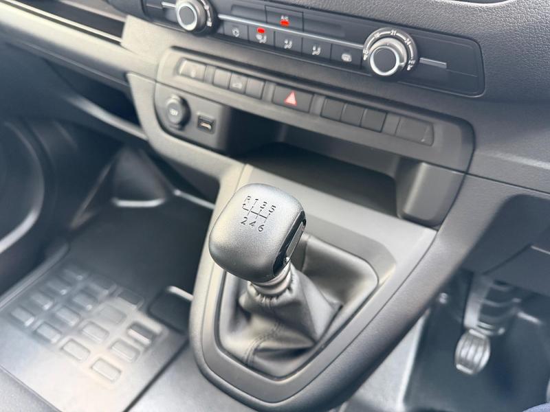 Used Vauxhall Vivaro 2023 for sale - 76888095: Photo 35