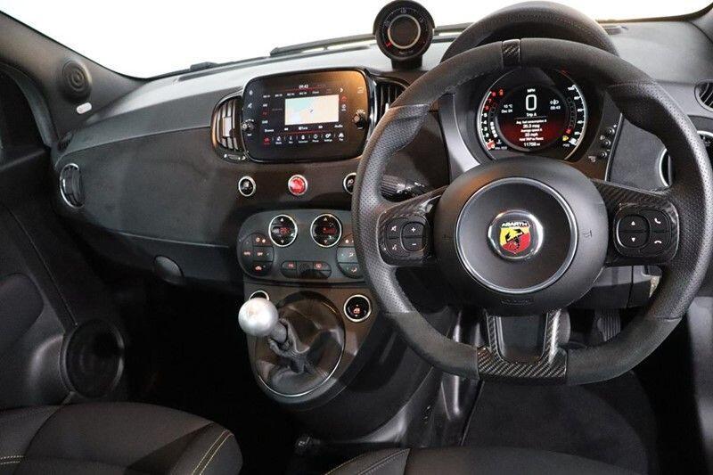 Used Abarth 695 2024 for sale - 77152205: Photo 16