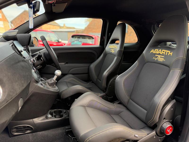 Used Abarth 695 2024 for sale - 77152205: Photo 17