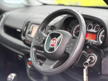 Used Fiat 500L 2014 for sale - 77620013: Photo