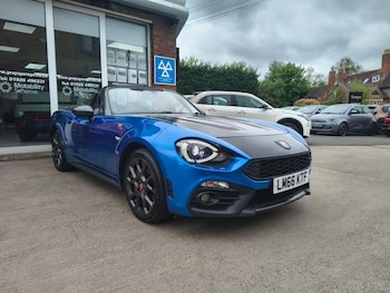 Used Abarth 124 Spider 2016 for sale - 78468240: Photo