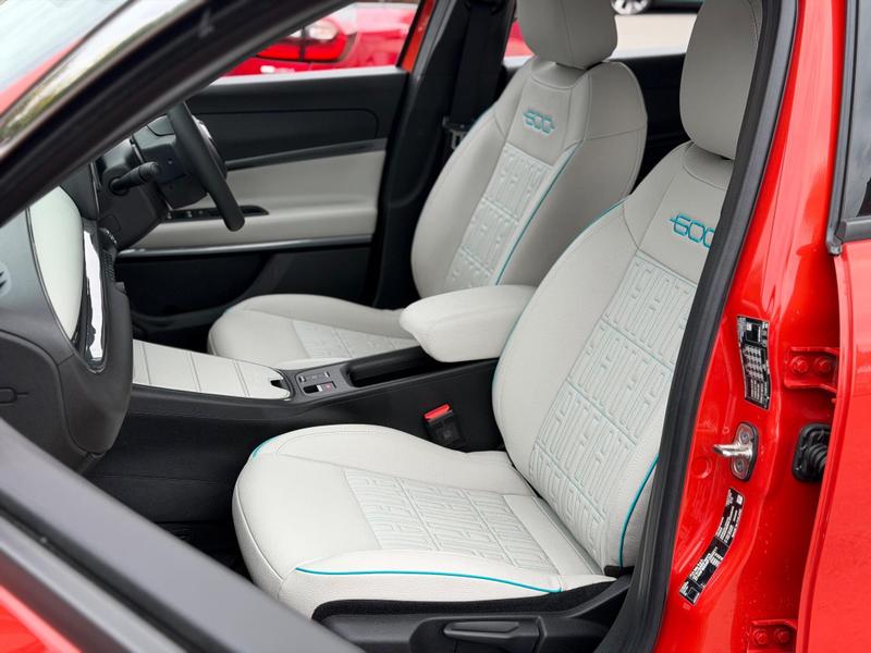 Used Fiat 600 2024 for sale - 76888113: Photo 53