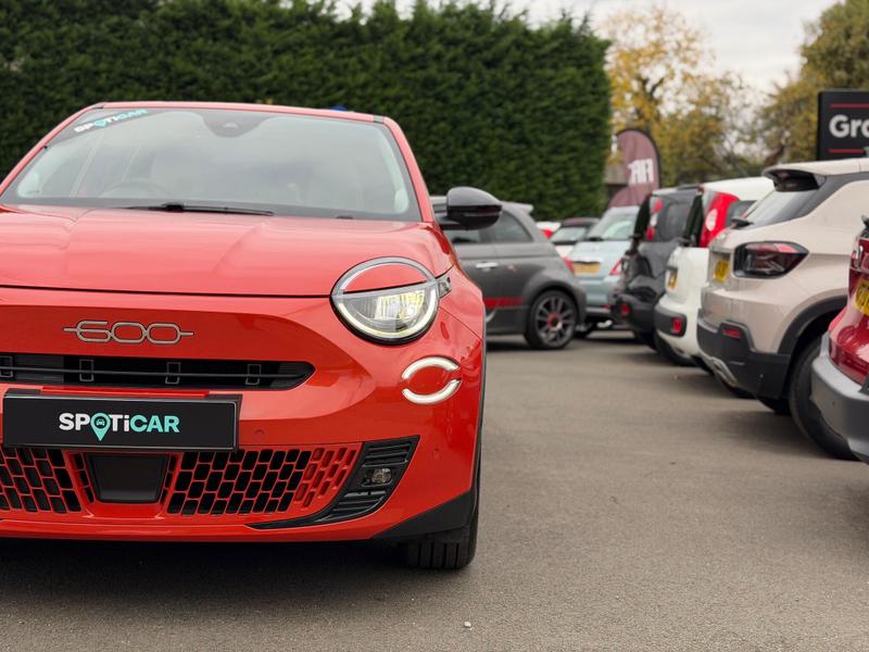 Used Fiat 600 2024 for sale - 76888113: Photo 59